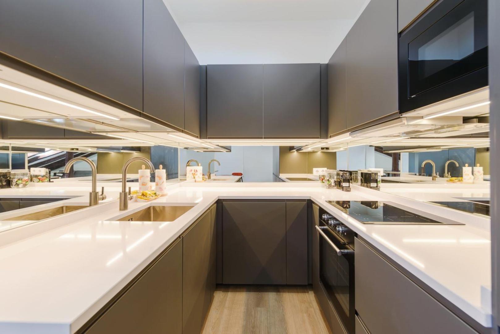 Guestready - Industrial Gem Near Plaza De Espana